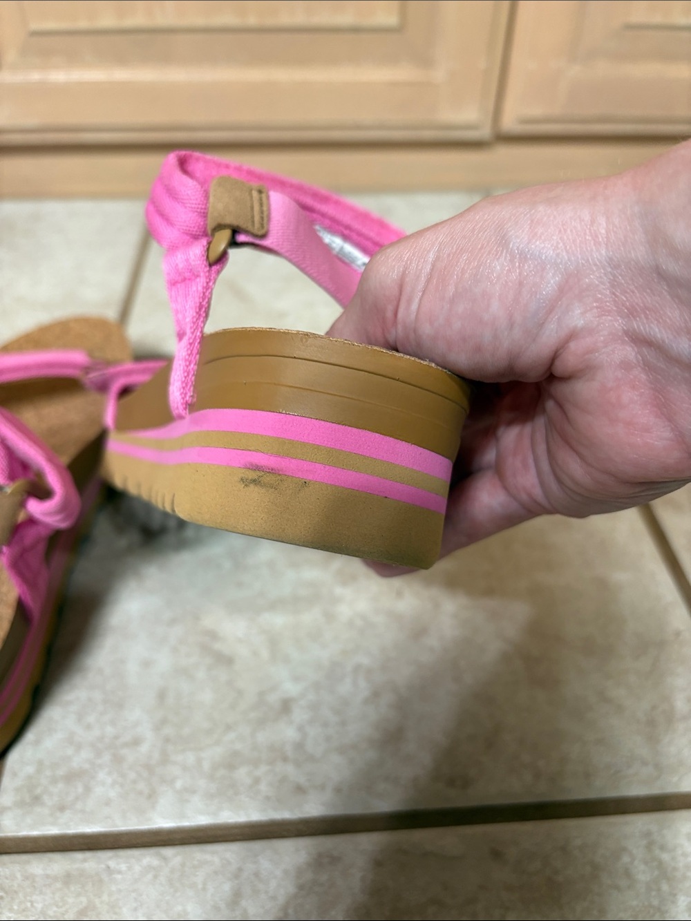 Reef Pink Strap Platform Sandals - Picture 4 of 5